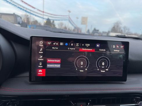 Used 2024 Dodge Hornet R/T w/ Track Pack image 30