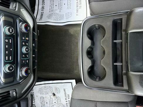 Used 2017 Chevrolet Silverado 1500 LT w/ All Star Edition image 31