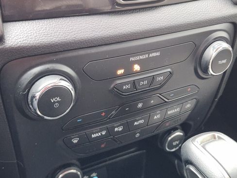 Used 2019 Ford Ranger Lariat w/ Trailer Tow Package image 20