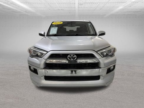 Used 2018 Toyota 4Runner Limited AWD/4WD image 2