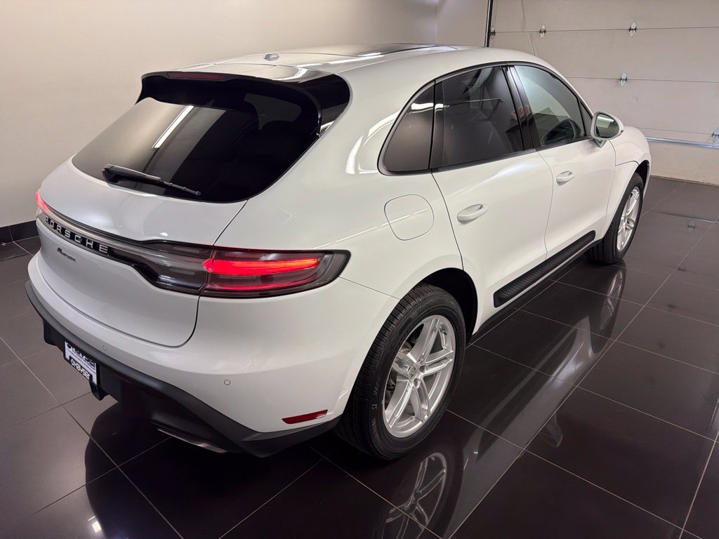 Used 2024 Porsche Macan AWD/4WD image 6