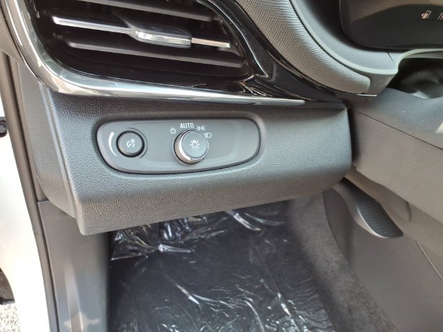 New 2026 Buick Envista Sport Touring w/ Convenience I Package FWD image 29