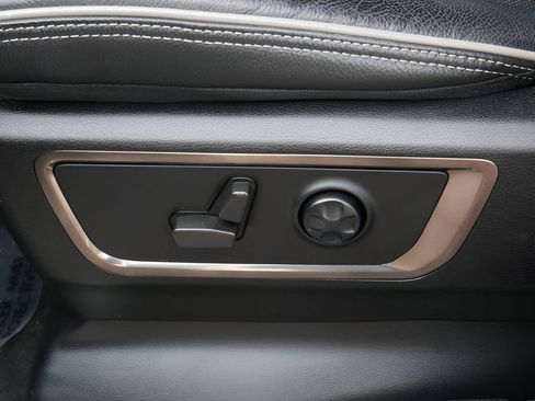 Used 2021 RAM 1500 Limited AWD/4WD image 15