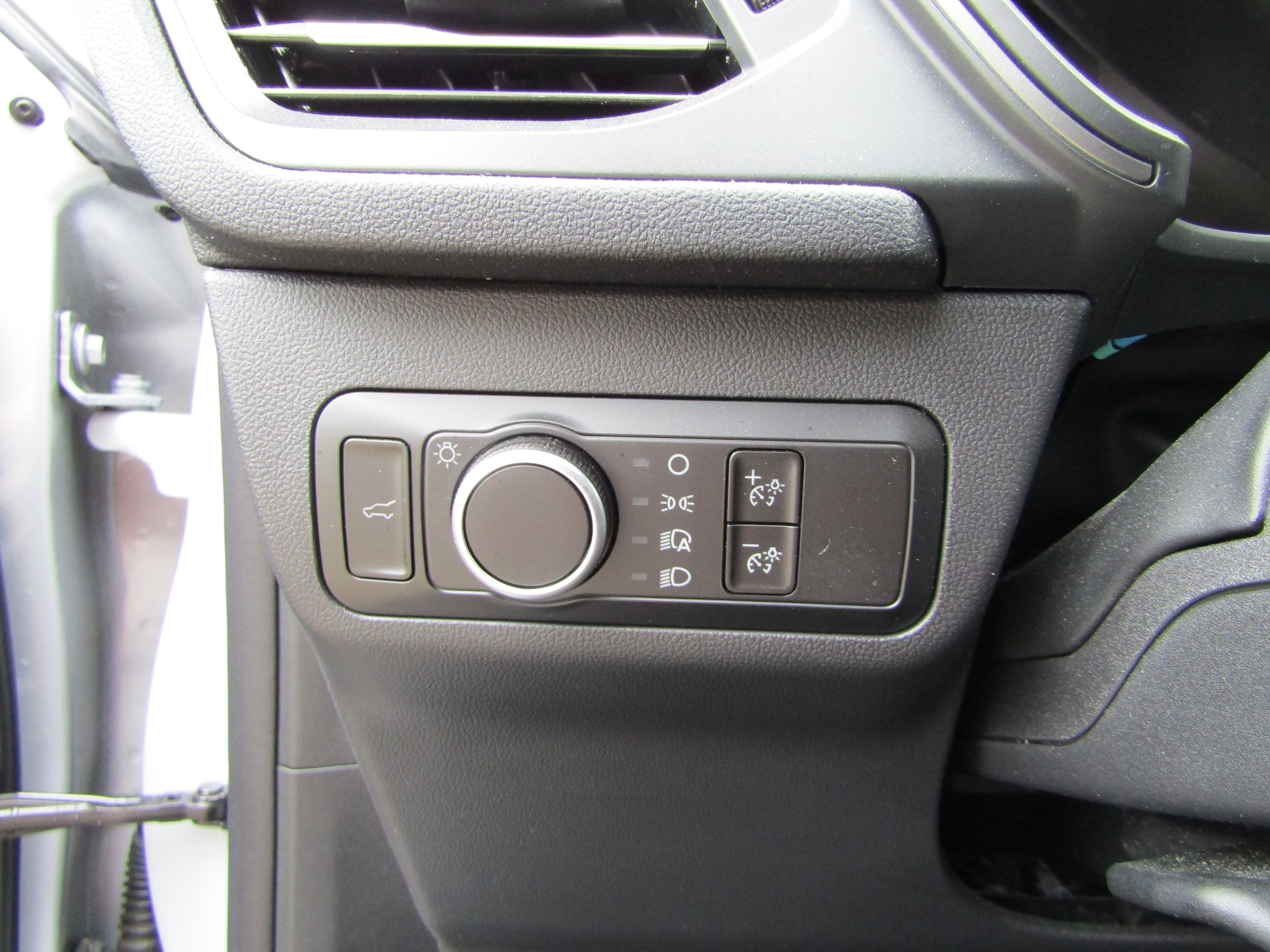 Used 2026 Ford Escape Active w/ Tech Pack #1 AWD/4WD image 31
