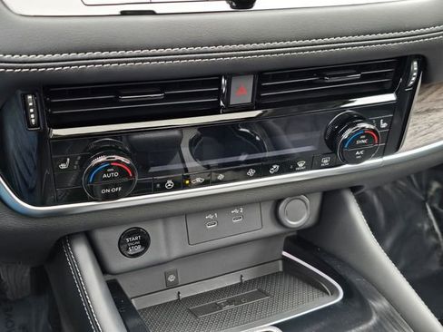 New 2026 Nissan Rogue Platinum AWD/4WD image 31