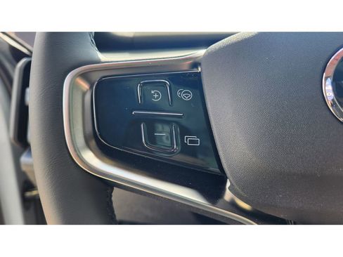 New 2026 Volvo EX30 Ultra w/ Protection Package Premier image 18