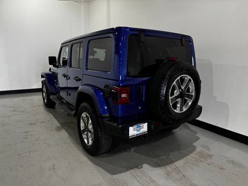 Used 2019 Jeep Wrangler Unlimited Sahara w/ Safetytec Group AWD/4WD image 29