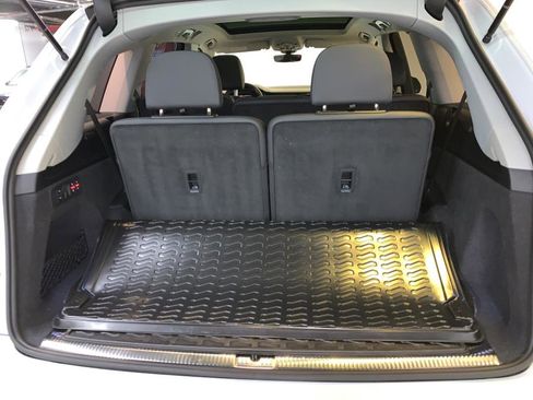 Used 2023 Audi Q7 3.0T Prestige image 53