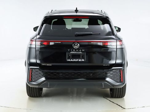 New 2026 Volkswagen Tiguan SEL R-Line AWD/4WD image 47