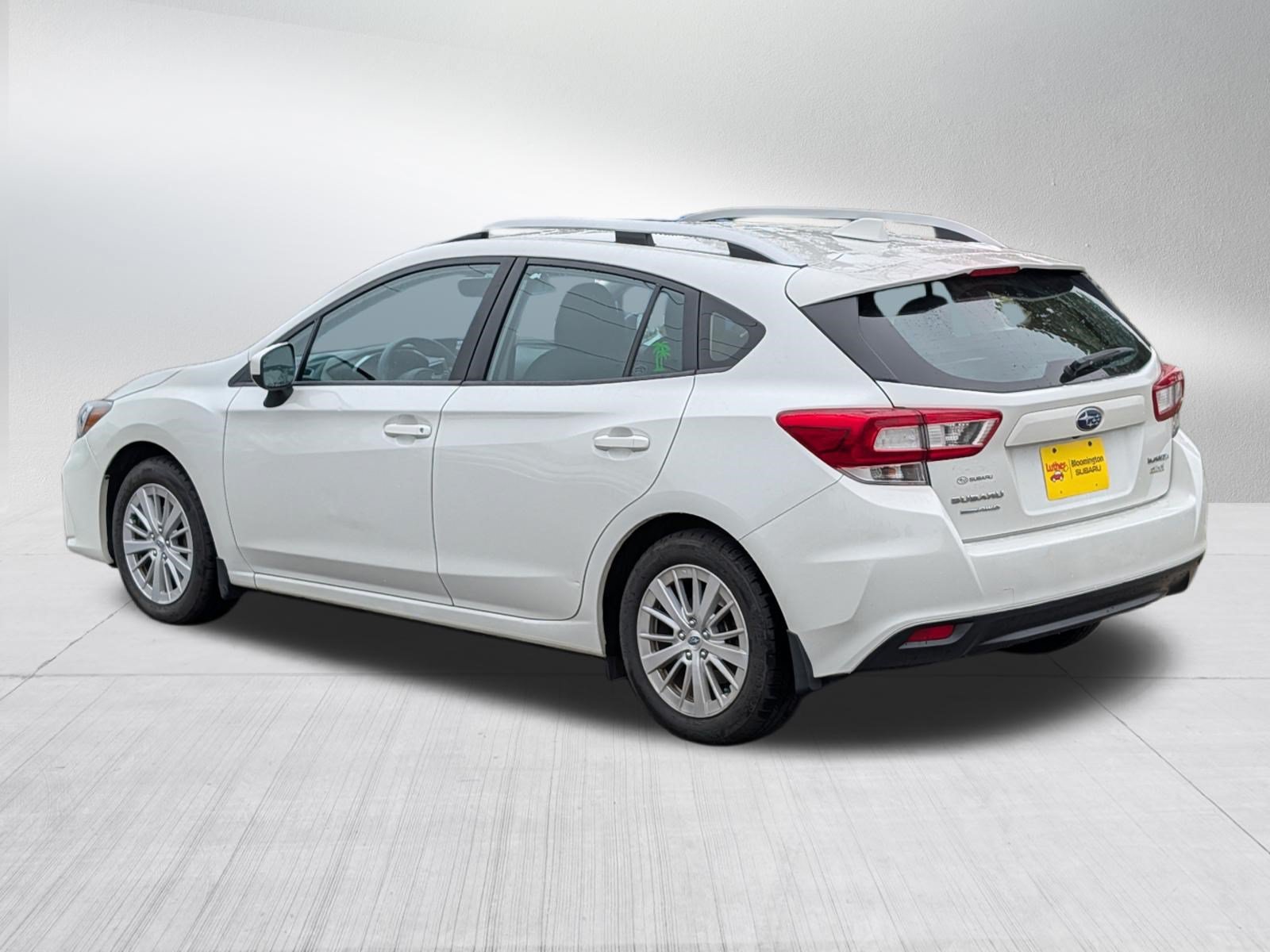 Used 2017 Subaru Impreza 2.0i Premium w/ BSD & Rcta/SRF/Eyesight AWD/4WD image 5