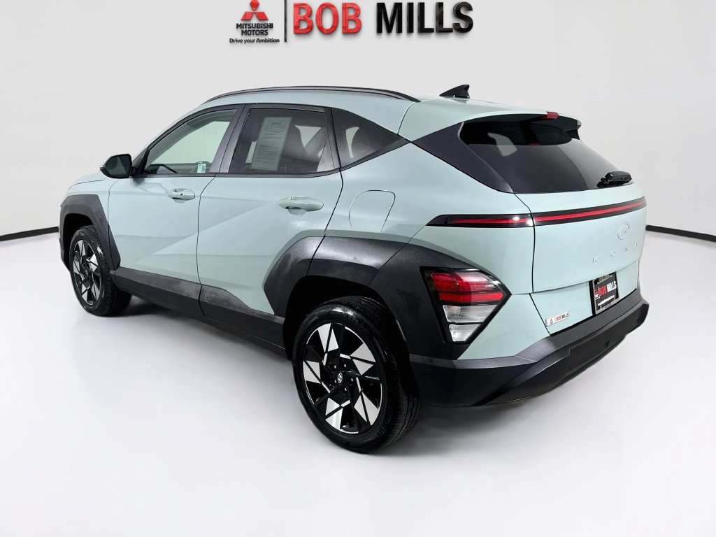 Used 2024 Hyundai Kona SEL AWD/4WD image 5