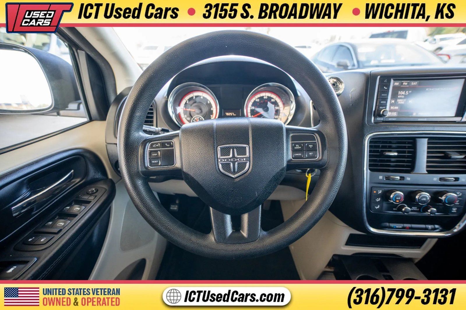 Used 2019 Dodge Grand Caravan SE w/ UConnect Hands-Free Group FWD image 13