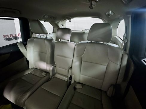 Used 2016 Honda Odyssey EX-L image 24