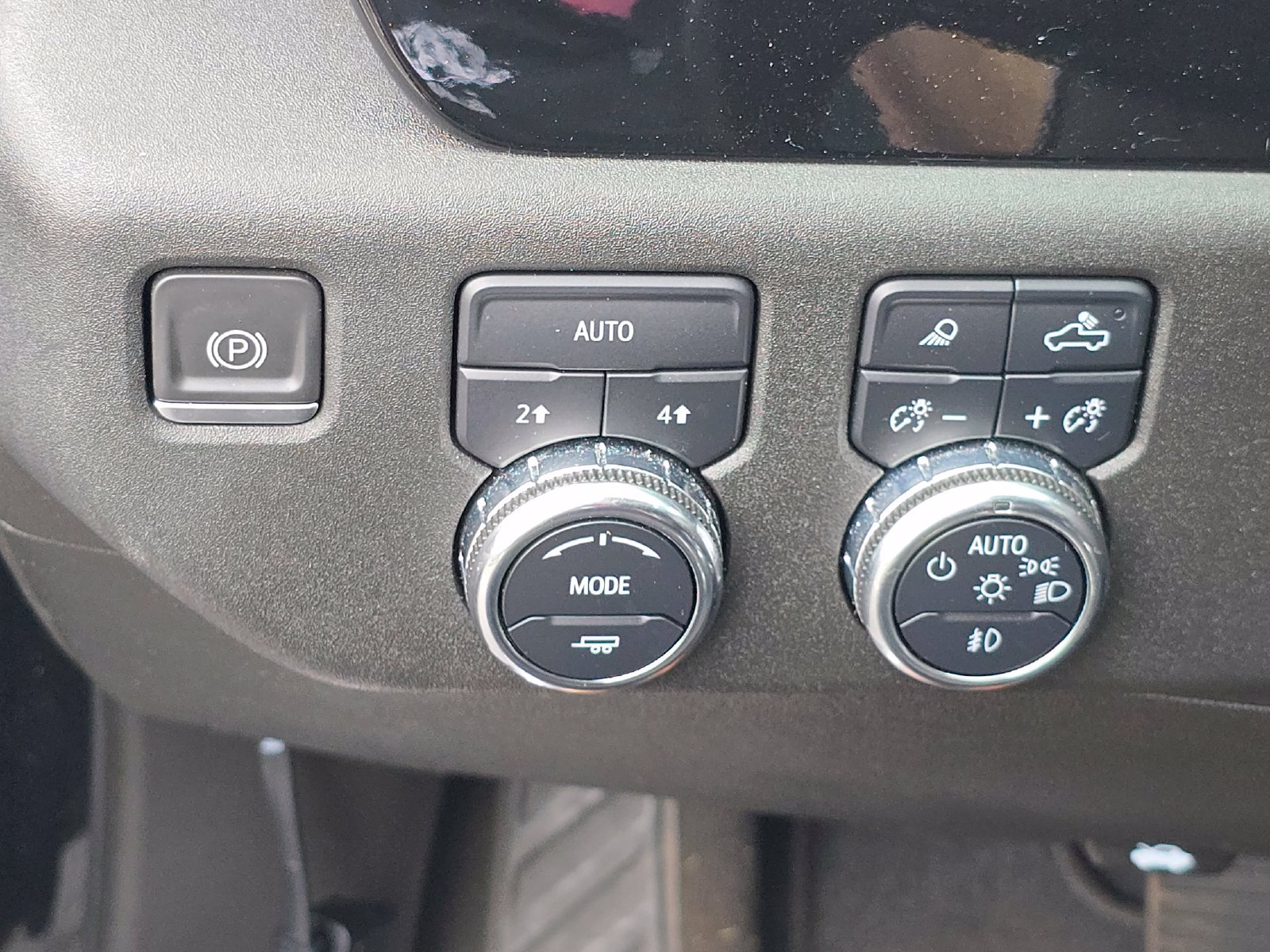 Used 2022 GMC Sierra 1500 SLT w/ SLT Convenience Package AWD/4WD image 21