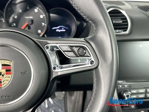 Used 2024 Porsche 718 Cayman image 13