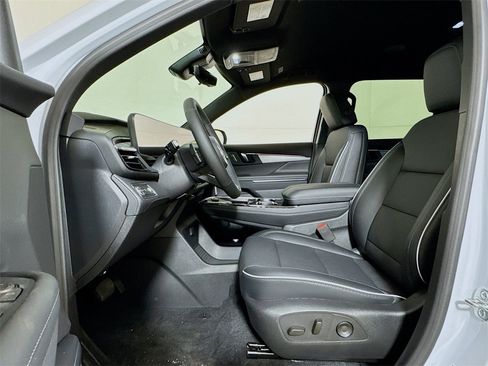 New 2026 Buick Enclave Preferred w/ Power Package image 12