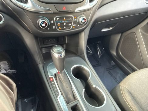 Used 2019 Chevrolet Equinox LT FWD image 36
