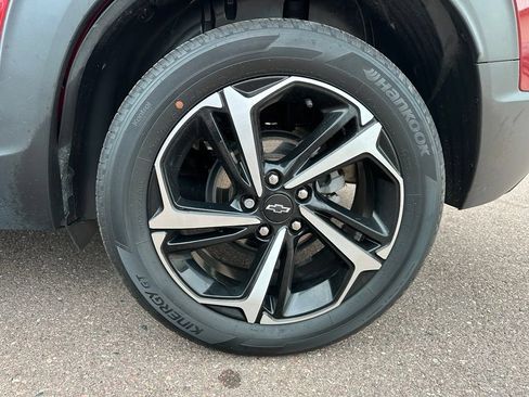 Used 2023 Chevrolet TrailBlazer RS w/ Convenience Package FWD image 41