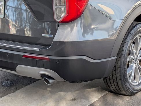 Used 2020 Ford Explorer Limited image 24