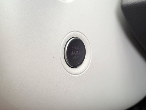 Used 2023 Volkswagen ID.4 Pro S AWD/4WD image 15