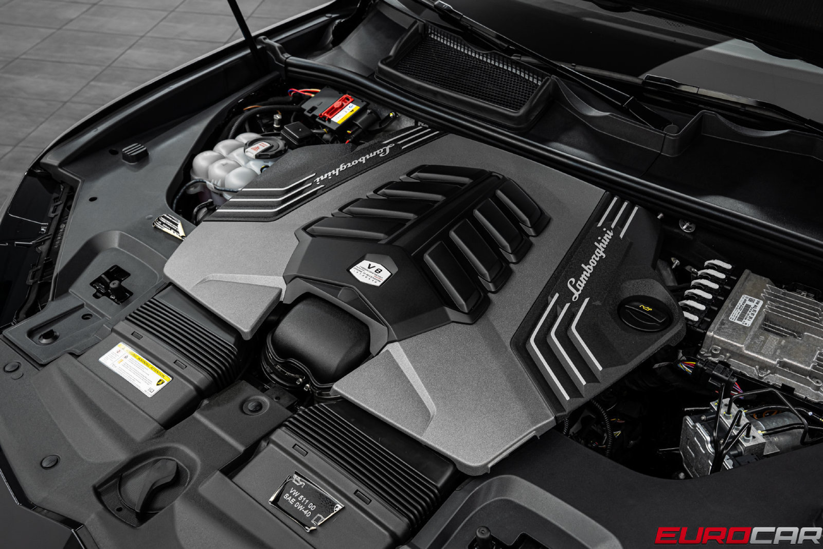 Used 2023 Lamborghini Urus Performante AWD/4WD image 10