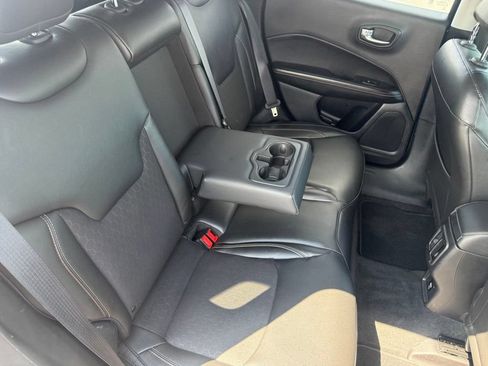 Used 2018 Jeep Compass Latitude AWD/4WD image 53
