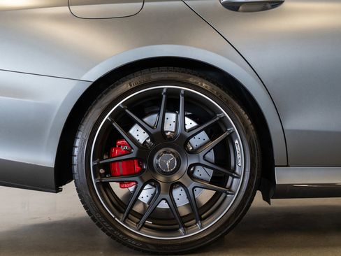 Used 2021 Mercedes-Benz E 63 AMG S image 19