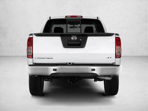 Used 2013 Nissan Frontier SV w/ SV Value Truck Pkg image 5