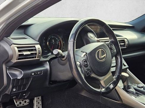 Used 2016 Lexus IS 350 image 9