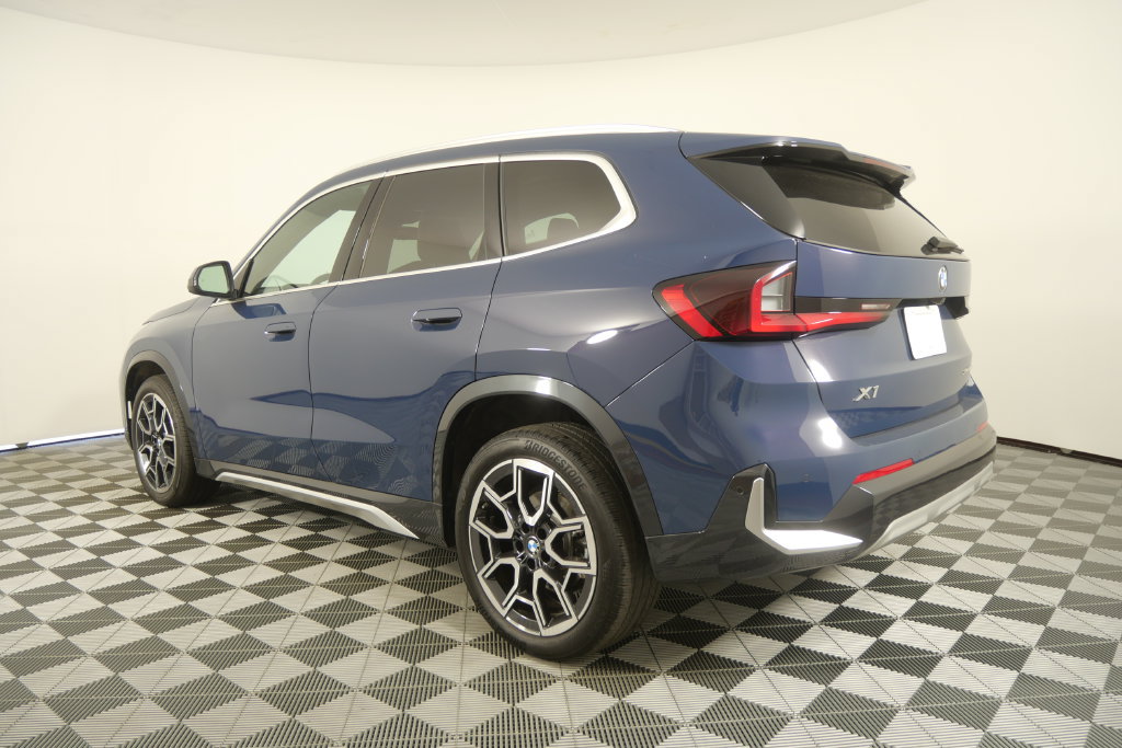 Certified 2026 BMW X1 xDrive28i AWD/4WD image 6