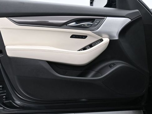 Used 2021 Cadillac CT5 Sport image 9