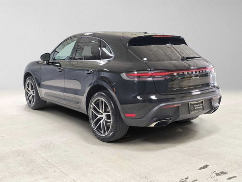 Used 2025 Porsche Macan AWD/4WD image 5