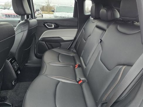 Used 2024 Jeep Compass Limited image 24