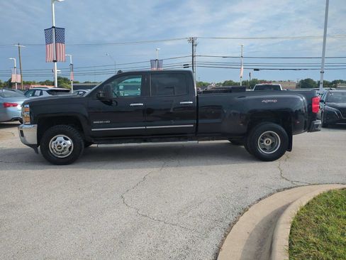 Used 2015 Chevrolet Silverado 3500 LTZ w/ Duramax Plus Package AWD/4WD image 5