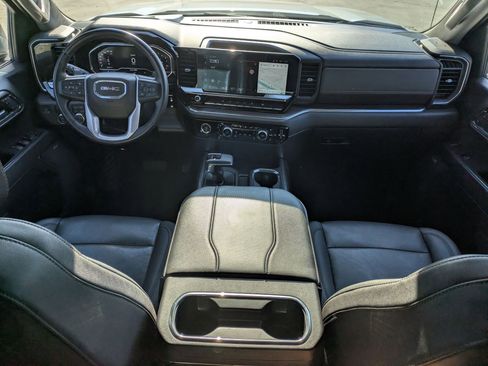 Certified 2023 GMC Sierra 1500 SLT image 16