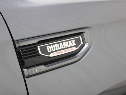 Used 2021 GMC Sierra 1500 AT4 w/ AT4 Premium Package image 28