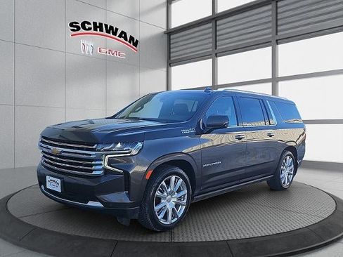 Used 2021 Chevrolet Suburban High Country image 8