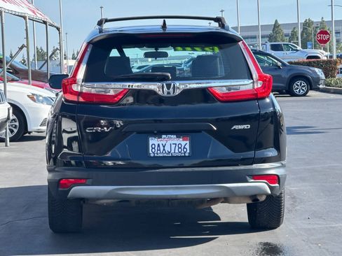 Used 2017 Honda CR-V LX image 8