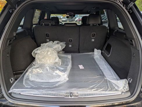 New 2025 Jeep Grand Cherokee Summit image 29