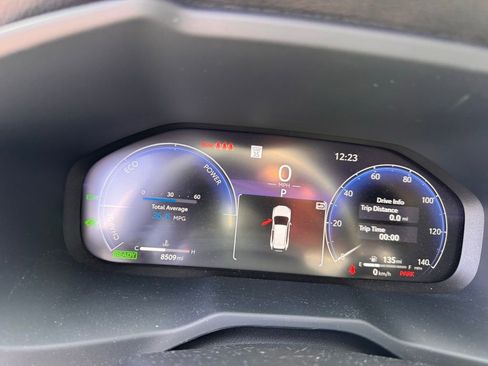 Used 2024 Toyota RAV4 XSE w/ Advanced Technology Package image 5