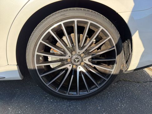 Used 2023 Mercedes-Benz S 580 4MATIC Sedan image 5