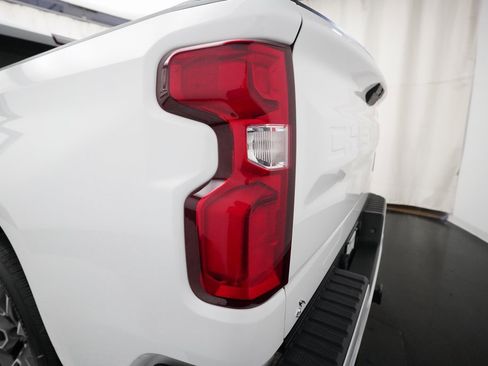 Used 2019 Chevrolet Silverado 1500 RST w/ All-Star Edition image 31