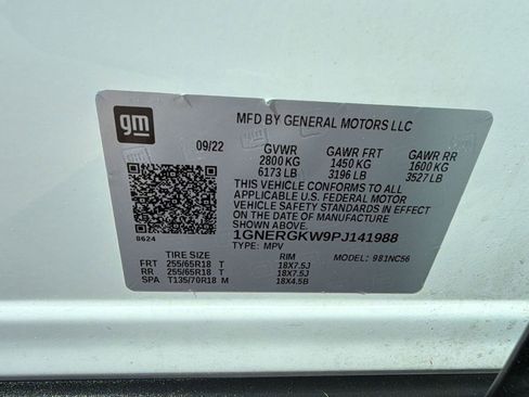 Used 2023 Chevrolet Traverse LT image 18