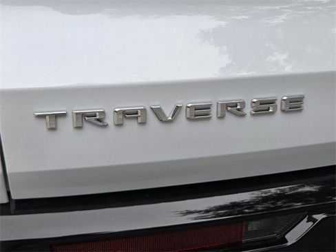 New 2026 Chevrolet Traverse High Country image 21