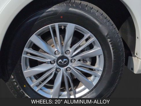 Used 2024 INFINITI QX80 Luxe image 11