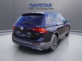 Used 2021 Volkswagen Tiguan SEL image 3