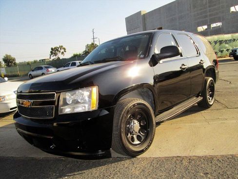 Used 2014 Chevrolet Tahoe 2WD image 2