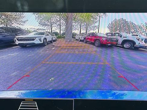 Used 2024 Chevrolet Malibu LT FWD image 29