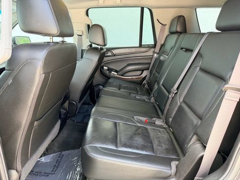 Used 2017 GMC Yukon SLT AWD/4WD image 13