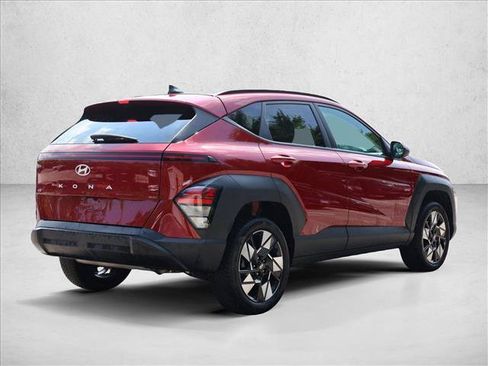 Used 2024 Hyundai Kona SEL AWD/4WD image 5